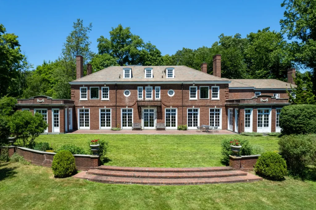 Manor House-outdoor