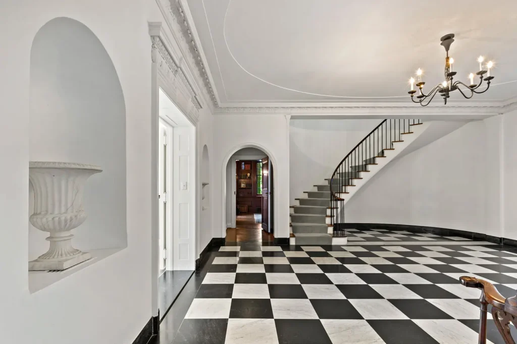 Manor House-Staircase