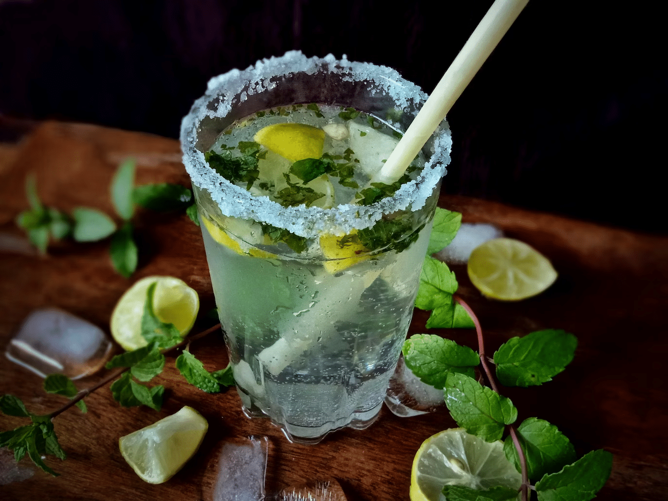 How to Make Professional-Standard Cocktails at Home