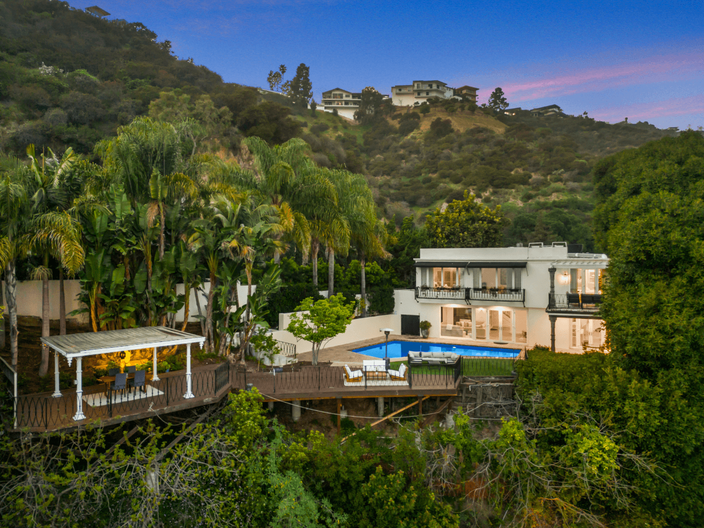 The Most Romantic Villas to Book for Your Honeymoon in Hollywood 2025