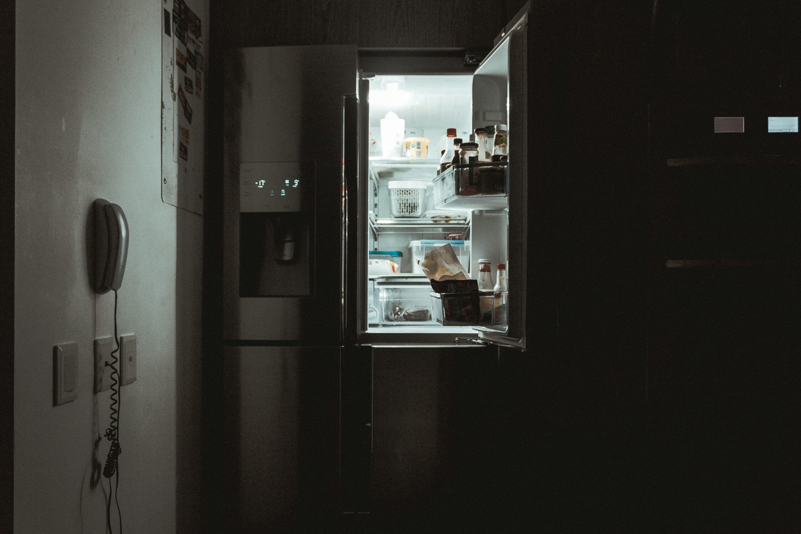How Temporary Freezer Rooms Can Help You Manage Seasonal Stock Peaks