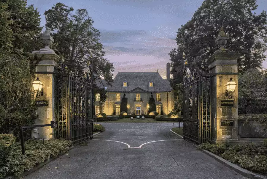 The Chance To Live Like Gatsby The Chance To Live Like Gatsby