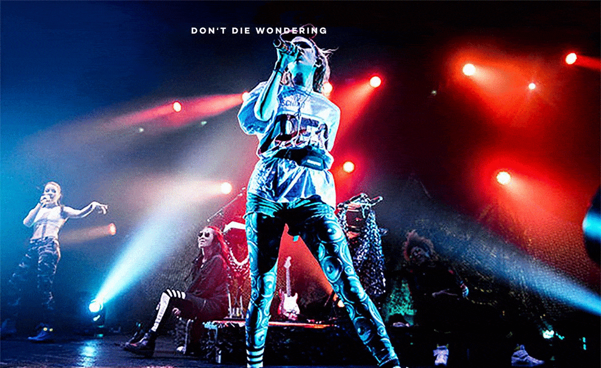 “I Like Creating Beauty Out Of Scary Things”: The Evolution Of Grimes “I Like Creating Beauty Out Of Scary Things”: The Evolution Of Grimes