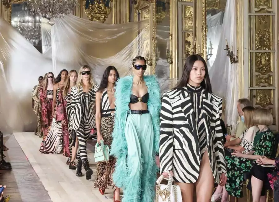 Milan Fashion Week 2021 | Versace’s Star-Studded Runway Goes Viral