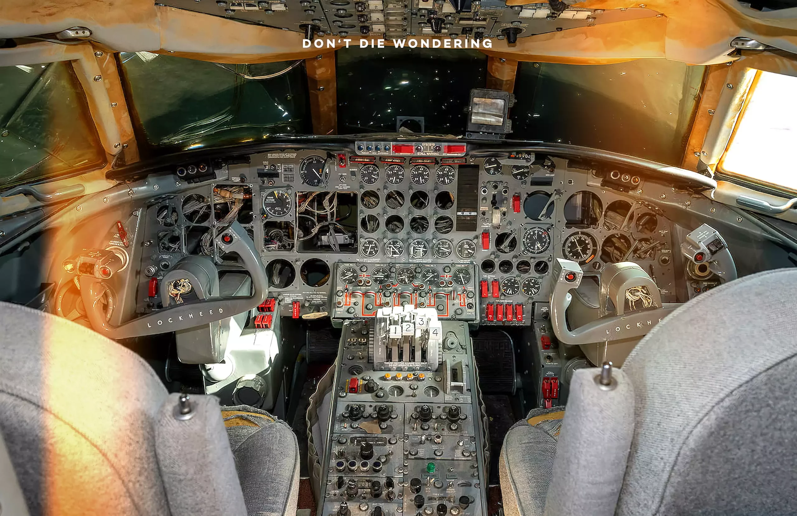 Elvis Presley’s 1962 Lockheed 1329 Private Jet is Up For Sale Elvis Presley’s 1962 Lockheed 1329 Private Jet is Up For Sale