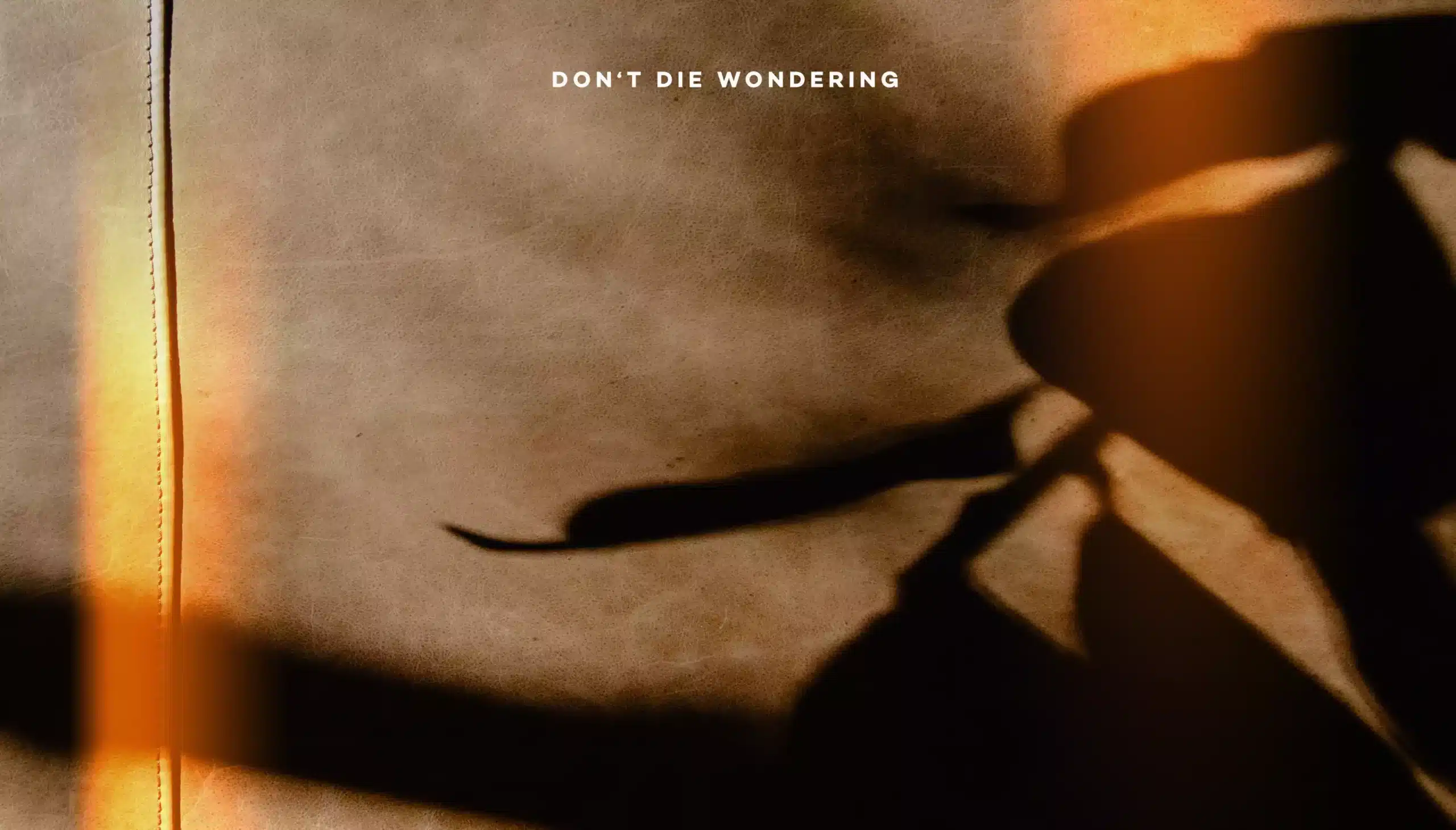 Faux or Fashion? How To Spot The Veracity of Your Leather Garments Faux or Fashion? How To Spot The Veracity of Your Leather Garments