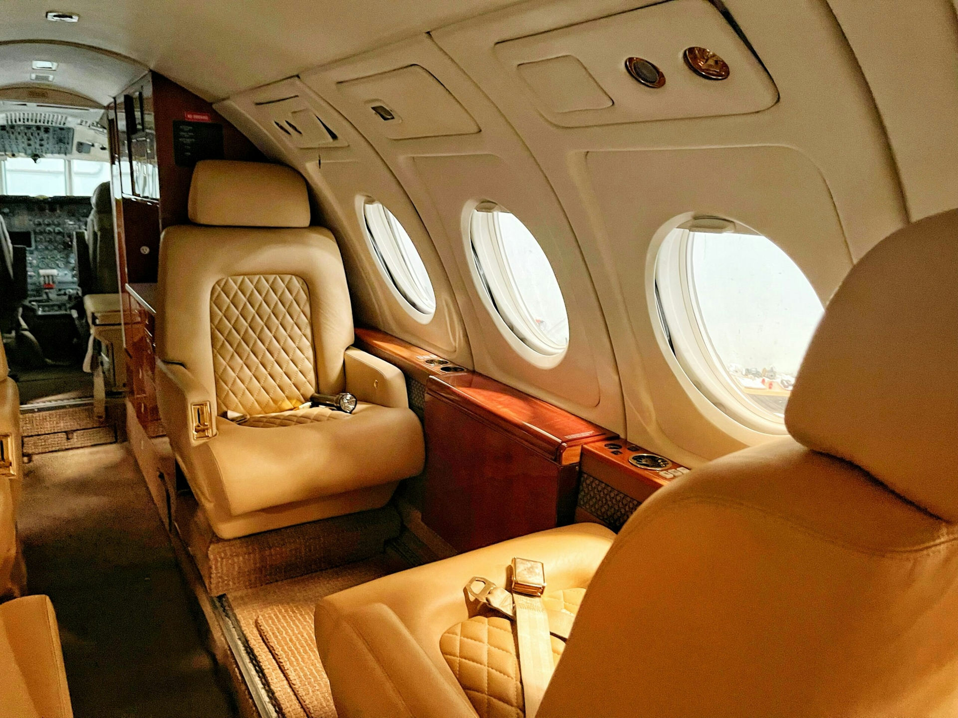 Everything You Need to Know When Hiring a Private Jet