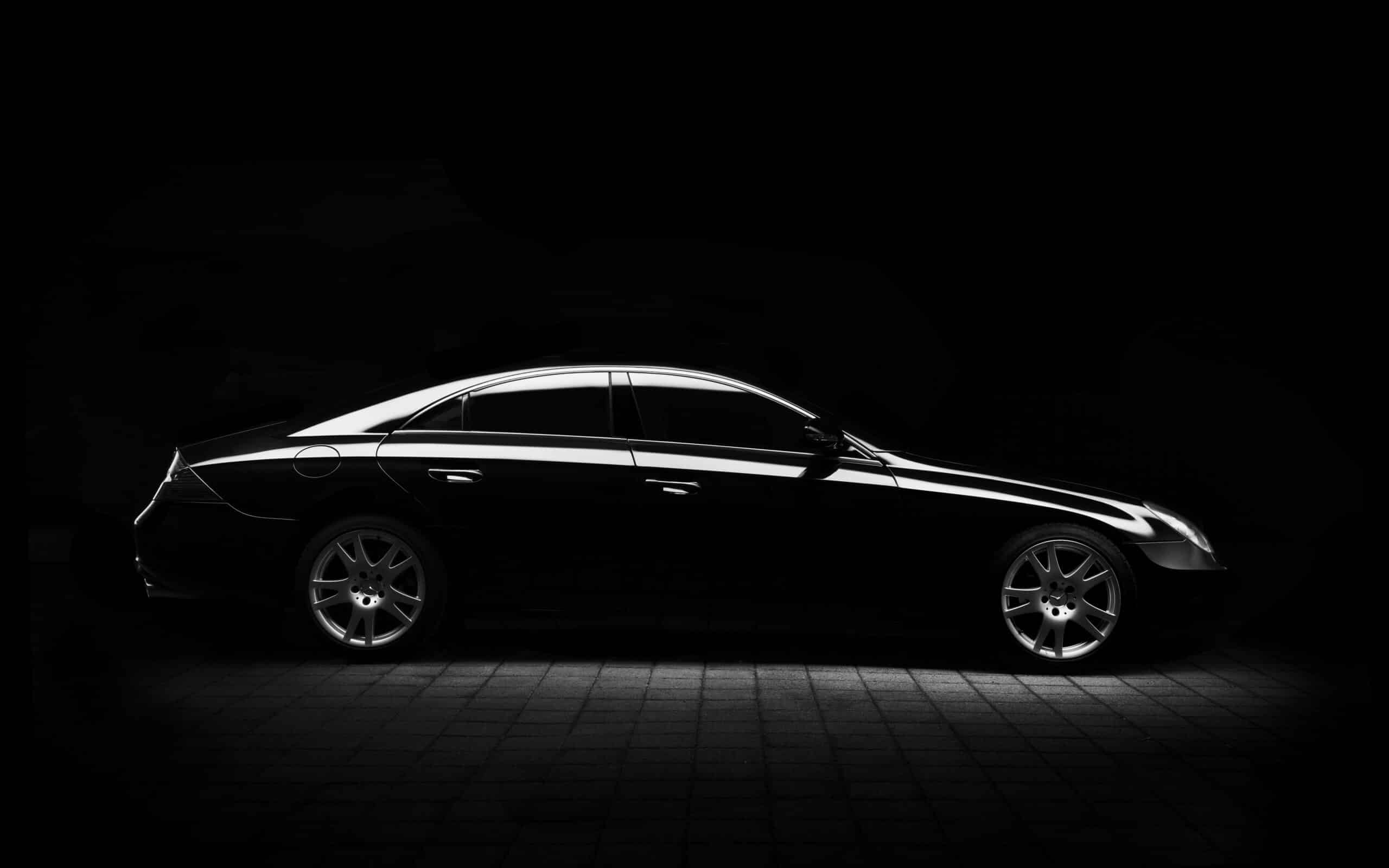 How to Buy Luxury Cars at Affordable Prices: 4 Tips