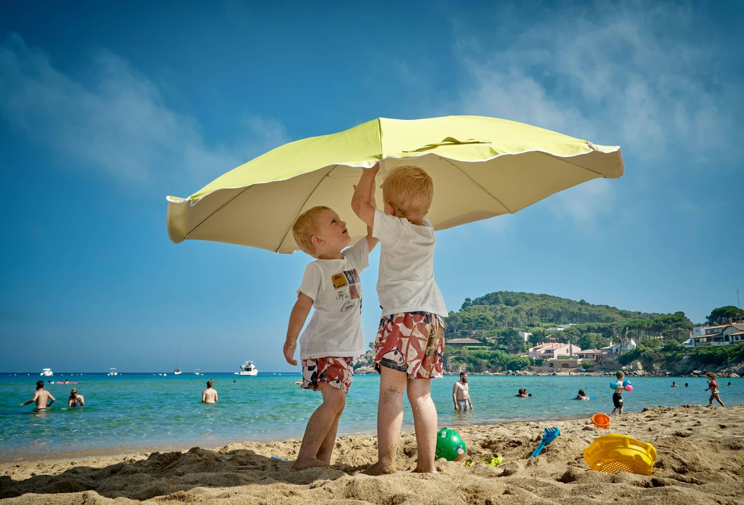 How to Keep Children Safe When Travelling Abroad  How to Keep Children Safe When Travelling Abroad