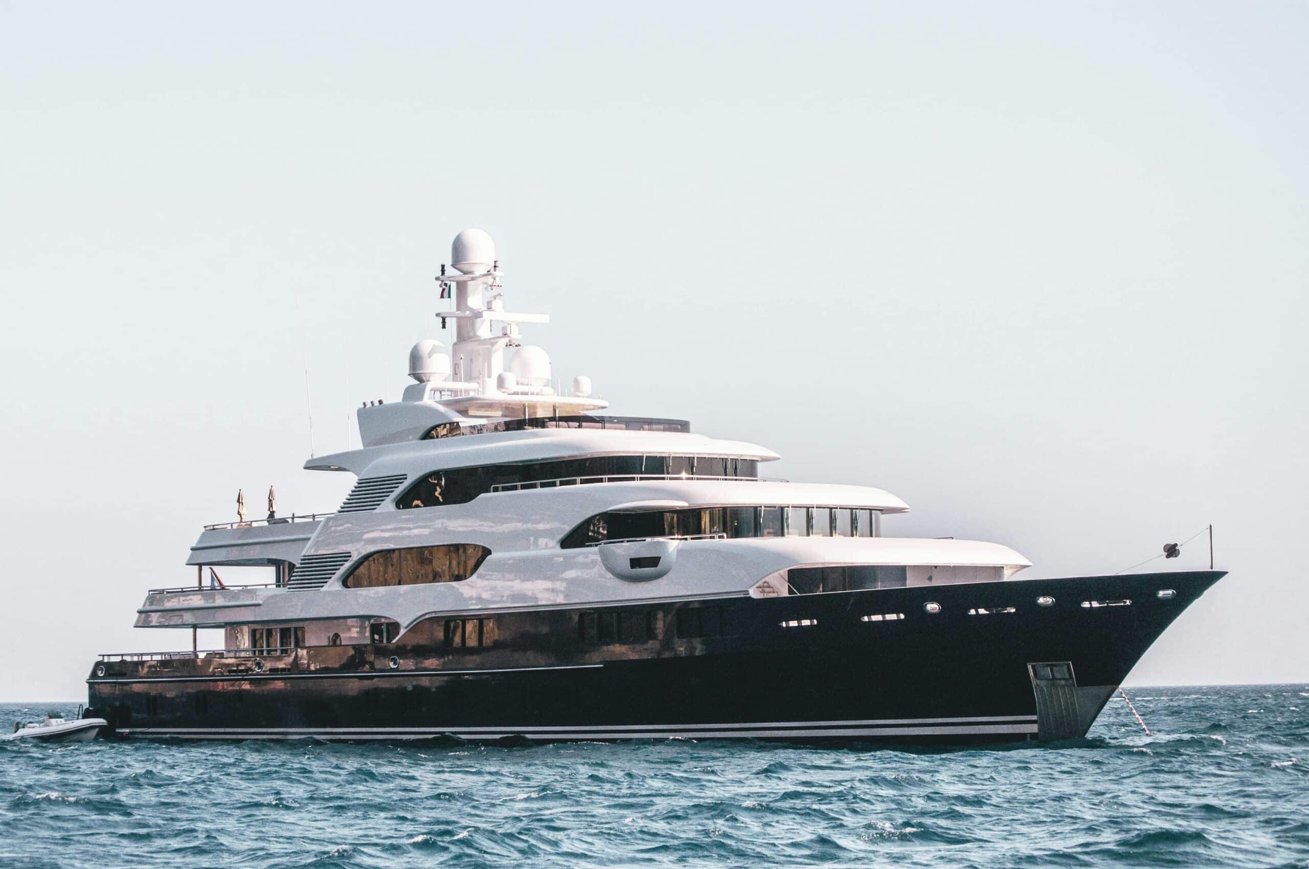 Why Chartering a Yacht is Perfect for Your Honeymoon