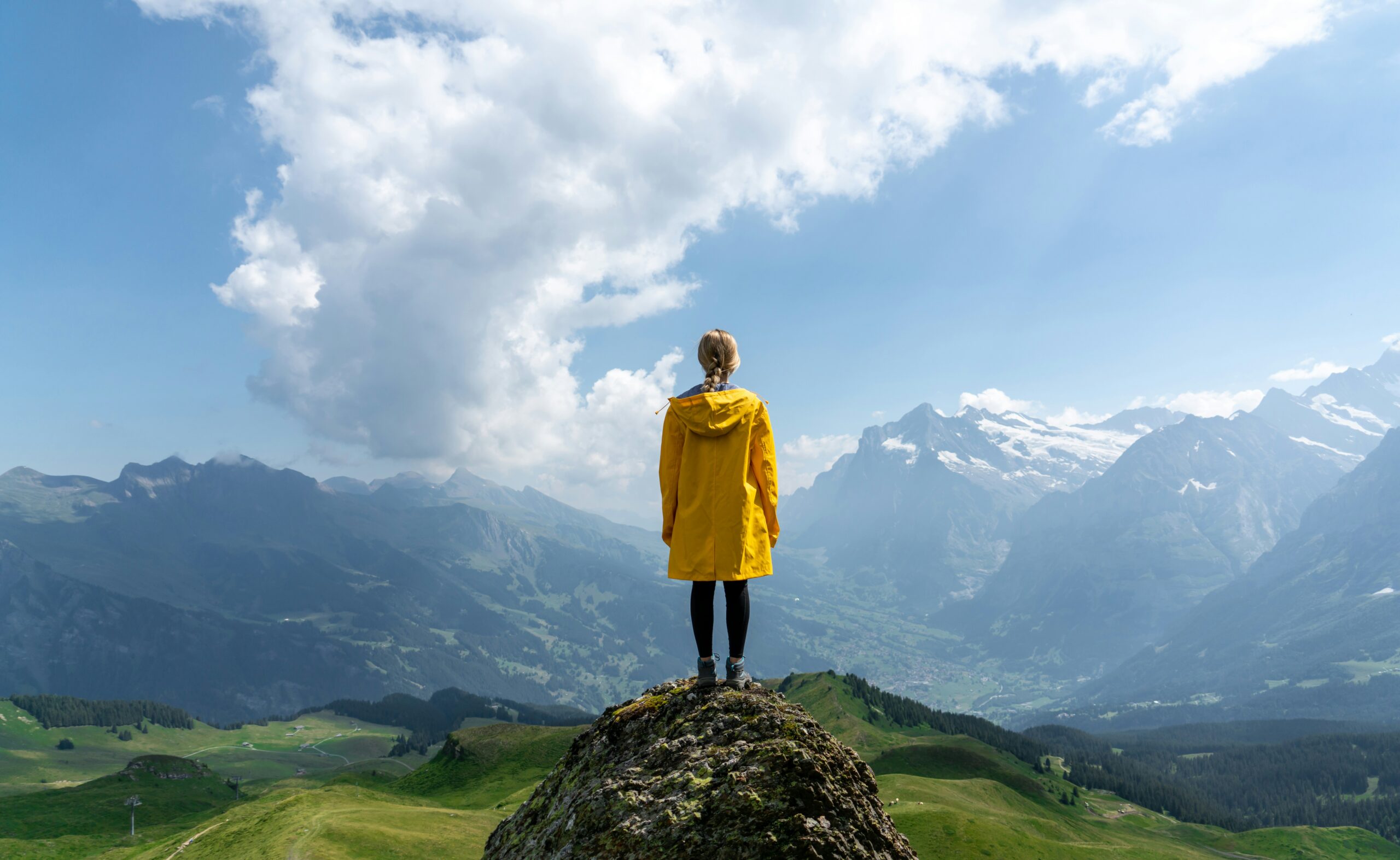 Must-Have Items for Motion Sickness Relief While Traveling