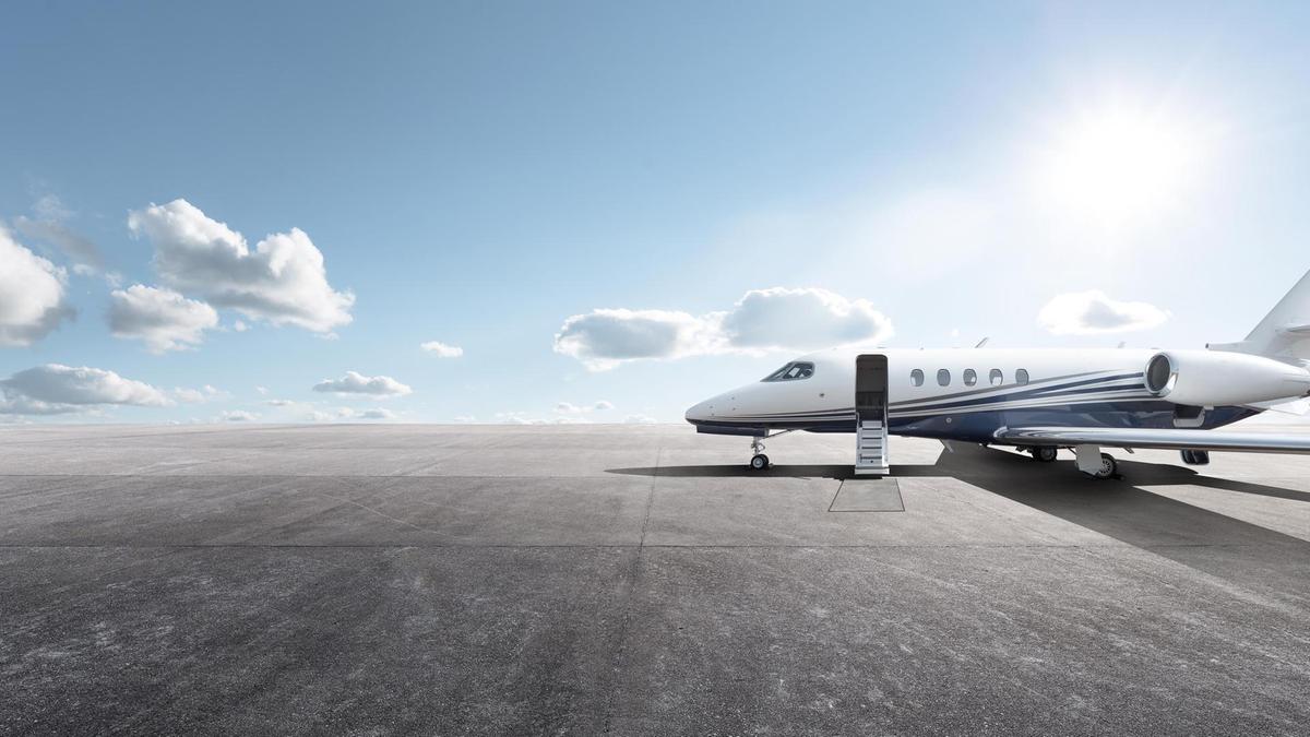 bz15 MAR private jets