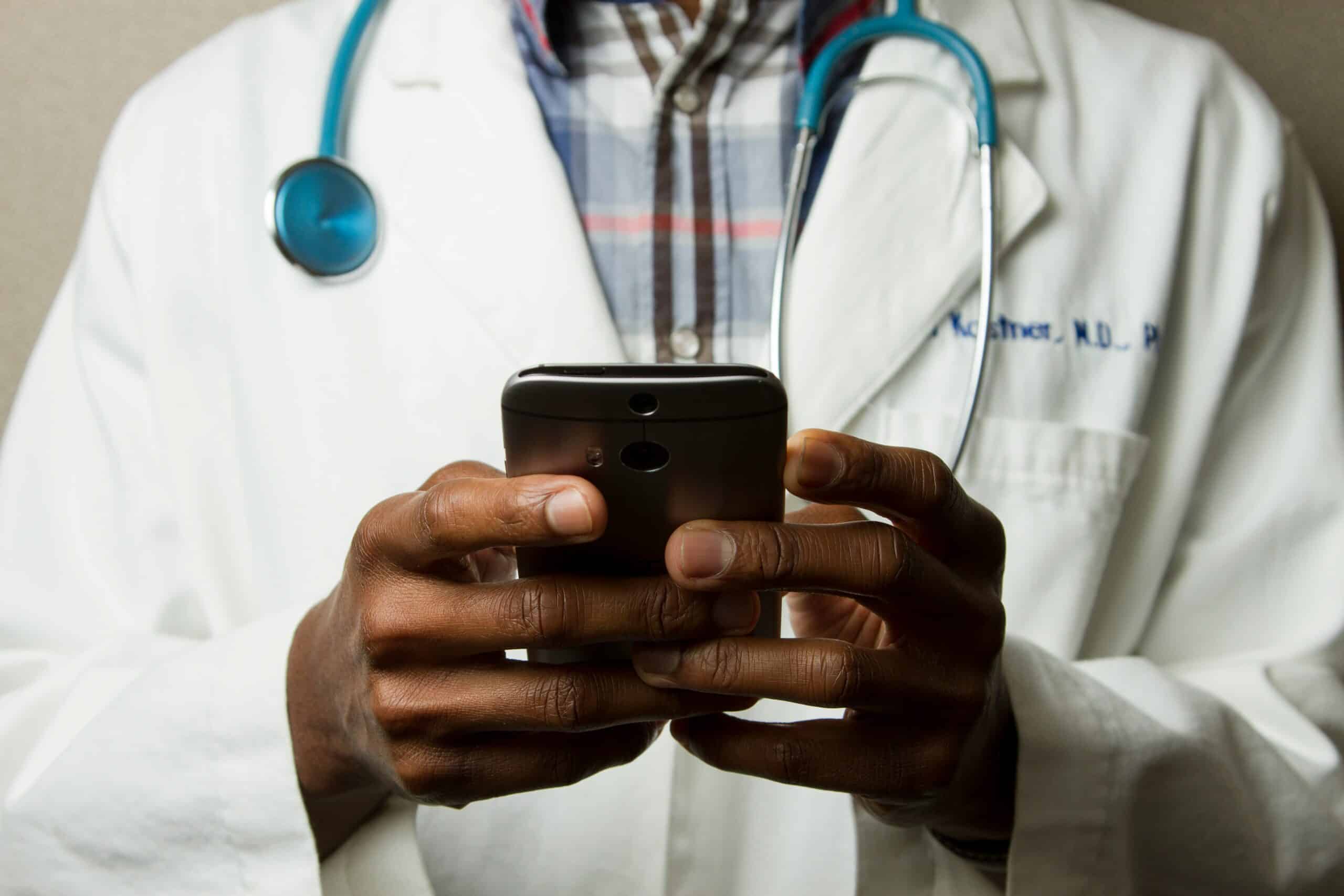 Delegating Tasks: What to Hand Off to a Medical Virtual Assistant