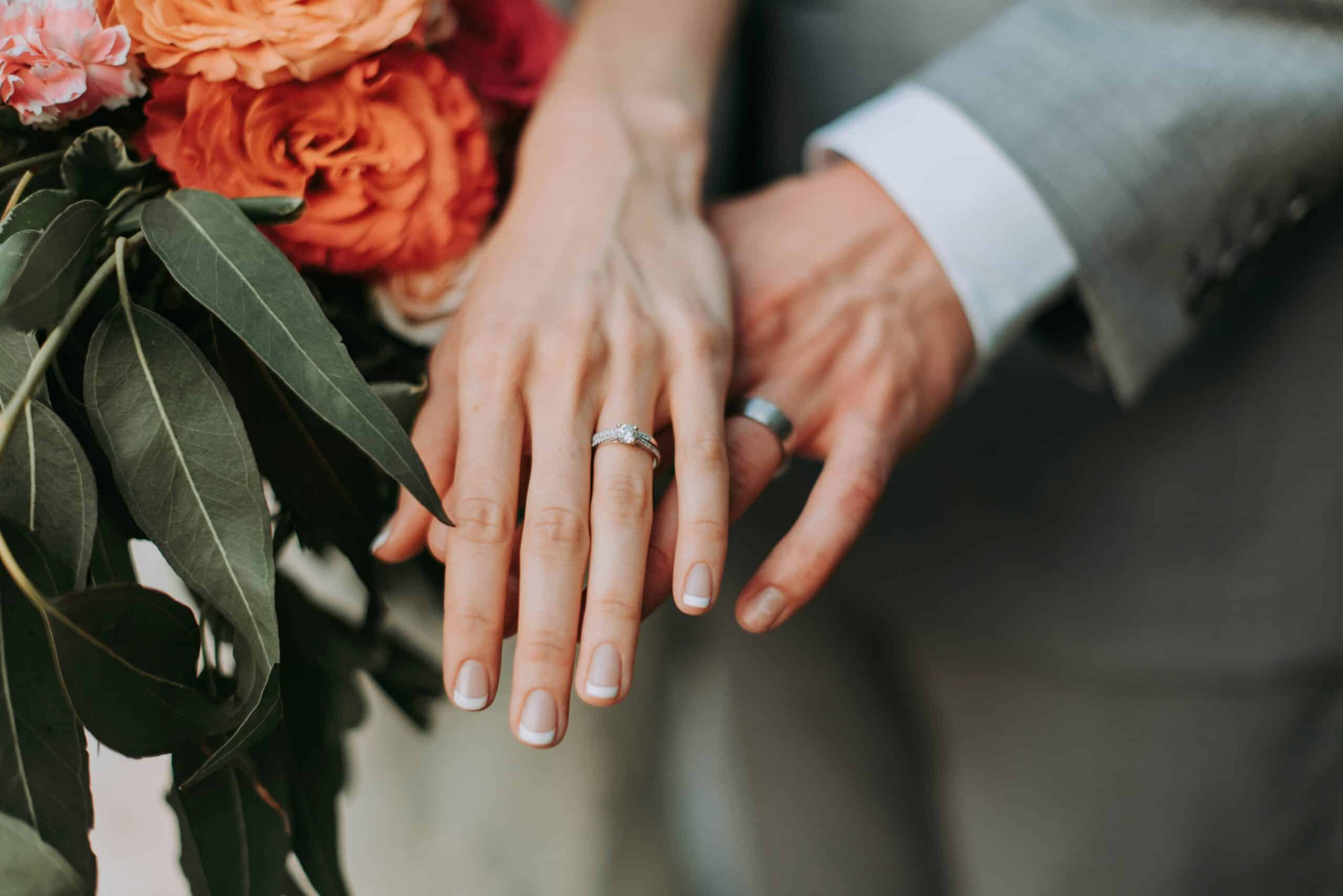 How Couples Can Balance Individual Style with a Coordinated Ring Set