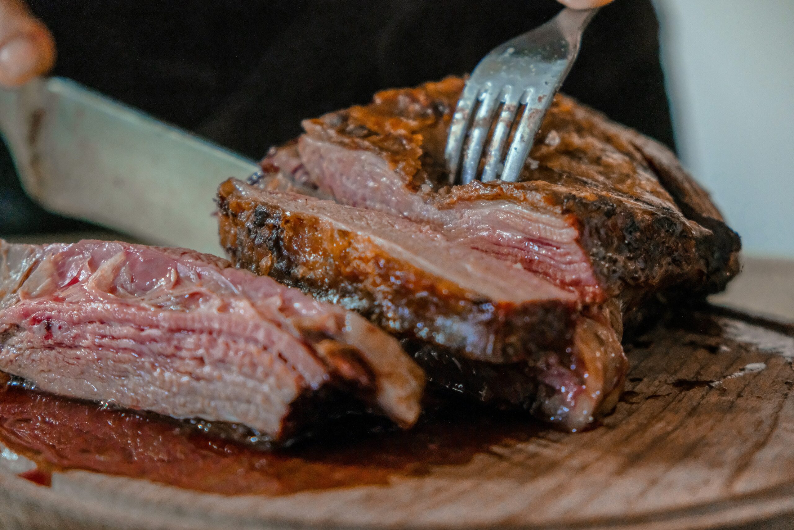 How a Skilled Kitchen Achieves the Perfect Seared Steak Crust
